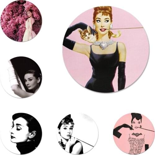 Audrey Hepburn Icons Pins Badge Decoration Brooches Metal Badges For Backpack Decoration 58mm