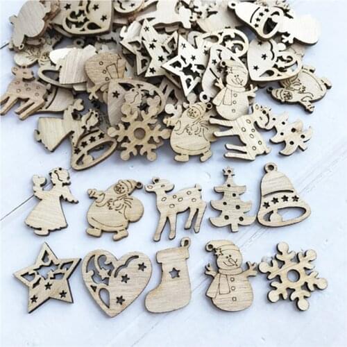 50Pcs Christmas Wooden Pendant DIY Natural Wood Chip Xmas Tree Hanging Ornaments 2022 New Year Santa Clanta Snowman Gift Decor