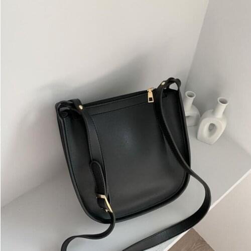 Brand small shoulder bag for women messenger bags ladies retro PU leather handbag purse with tassels female crossbody bag