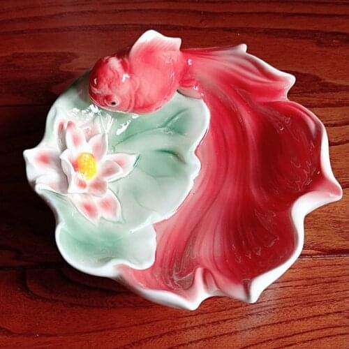 Exquisite red goldfish ceramic ashtray Creative classical lotus storage small fruit plate
