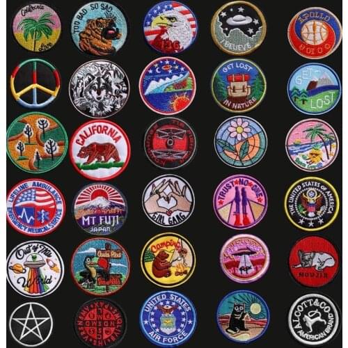 Round Black UFO Animal wolf Iron On Patches Sewing Embroidered Applique for Jacket Clothes Patches Badge DIY Apparel Accessories