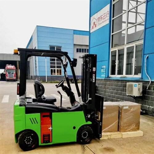 SYNBON Electric Forklift Stacker Trucks SYF15D Four Wheels 1.5Ton Large Capacity