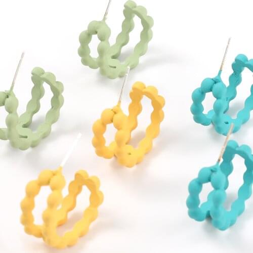 Fashionable Simple Metal Candy Color C-shaped Earrings for Girls Are Creative and Popular Hoop Earrings Banquet Accessories