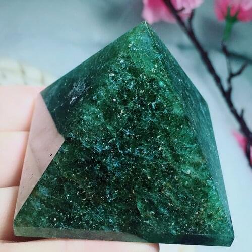 Green strawberry pyramid