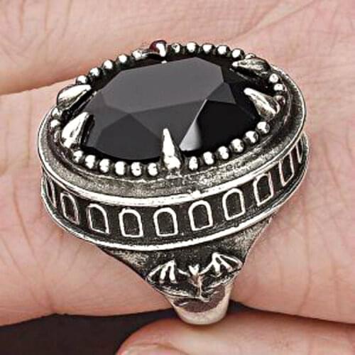 Vintage Black Zircon Wedding Ring Gothic Style Bat Victorian Vampire Punk Ring for Men Women Halloween Ring Cool Jewelry Gifts