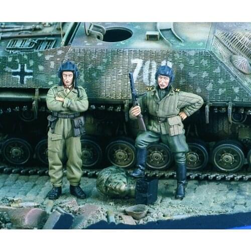 1/35 Resin Figure Building Kit Tankers