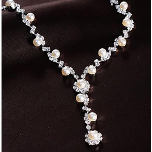 3Pcs Necklace Jewelry Set Faux Pearls Decorations Anniversary Gift Rhinestone Choker Necklace Dangle Earrings Set for Banquet