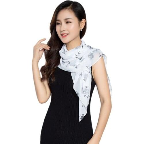 New Arrival Womens Fashion Floral Printed polyester Silk feelling Square Scarf Shawl P9A99015