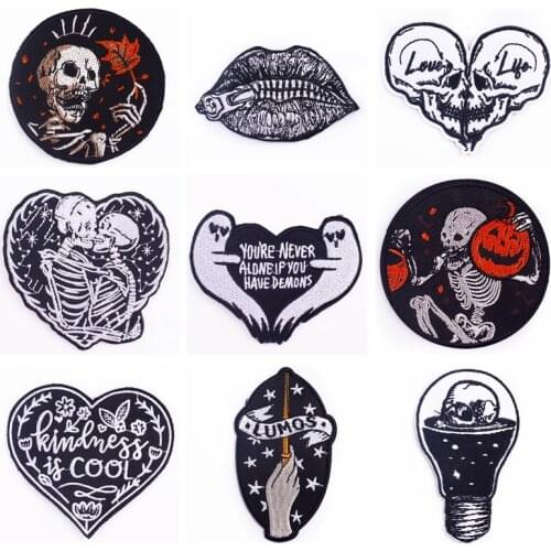 Skull Stripe Embroidery Patch Embroidered On Clothes Applique Punk Patch Iron On Patches For Clothes Terror Patches Badge Decor