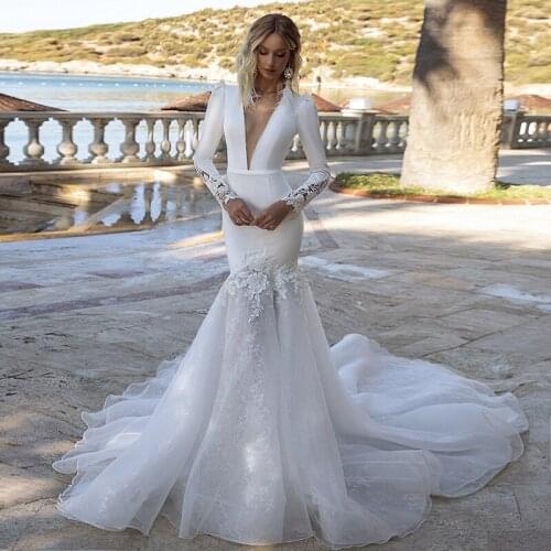 Vintage Arabic Muslim Mermaid Wedding Dresses V-Neck Long Sleeves Appliques Satin Luxury Bridal Gowns