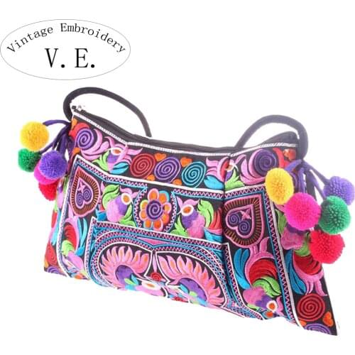 Vintage Embroidery Women's Clutches