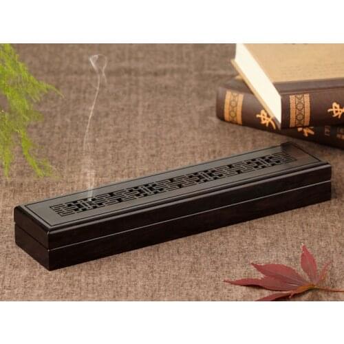 A line of mahogany Ebony Wood incense censer lying purple Tan Xiangxiang with fragrance incense incense line