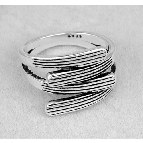 Luxury Brand Open Rings Retro Geometric Wrong Side Interweaving for Women Jewelry