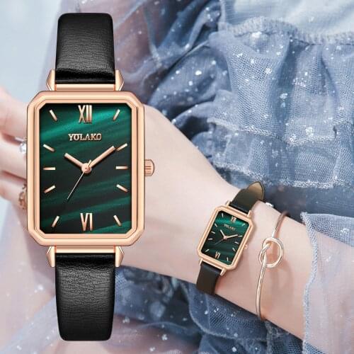 Gradient Water Ripple Retro Watches Women Fashion Exquisite Green Quartz Vintage Leather Wrist Watch Simple Small Female Clock