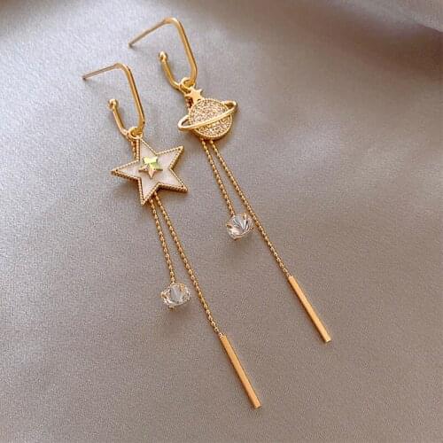 2021 New Temperament asymmetric star earrings Korean version of long tassel earrings exquisite Fashion Stud Earrings Brincos