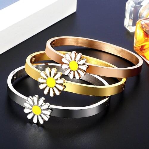 Luxury Stainless Steel Women Bangles Sunflower Design Daisy Charm Bracelet Bangle For Women Wedding Jewelry Gift