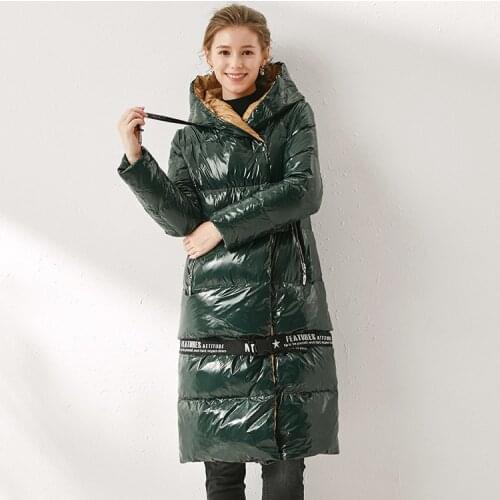 Fine the new winter 2019 hooded down jacket more European and American fashion leisure bump color light down jacket