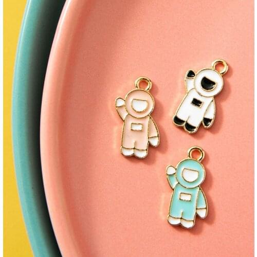 10Pcs Enamel Gold Color Astronaut Charm Pendant for Jewerly DIY Making Bracelet Women Necklace Earrings Accessories Findings