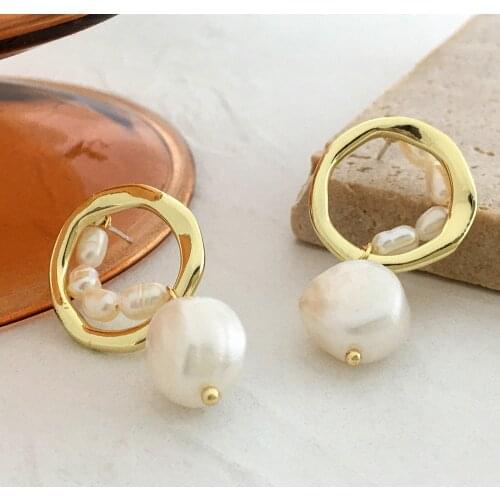 Monlansher Natural Pearl Drop Earrings Gold Color Geometric Round Metal Pearl Beaded Earrings for Women Vintage Earrings Jewelry