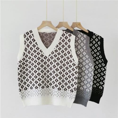 2021 autumn and winter short V-neck knitted vest Korean version of the plaid color-blocking sleeveless pullover all-match top