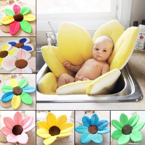 New Born Colors Petals Bath Tub Foldable Baby Supplies Flowers Shape Bath Mat Blanket Support Infant Shower Baby Care