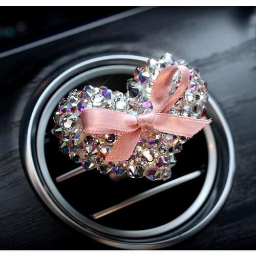 Car Heart Shape Air Outlet with Fragrance Car Assessoires Interior for Women Car Decor for Girls Car Ornament Car Pendant