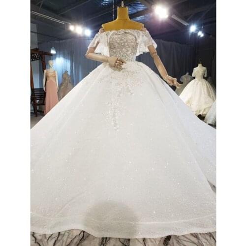 Romantic Lace Wedding Dress 2021 Crystals Appliqued Sequined Ball Gown Bride Dresses Long Customized Wedding Gowns Real Photos