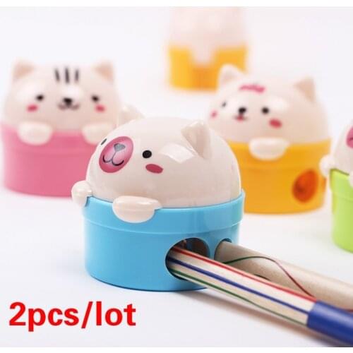 2PC Stationery Double Holes Pencil Sharpener Cartoon Cat and Bear Plastic Pencil Sharpener for Kids Student School Color