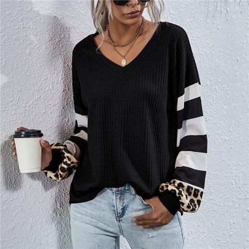 Autumn T Shirt Women Casual Leopard Stripe Patchwork Long Sleeves Tops V Neck Pullover Streetwear Ladies Loose T Shirt