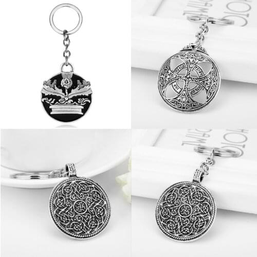 Irish Celtic Norse Vikings Knot Amulet Keyring Key Chains Nordic Talisman Keychain Trinity Knot Round Metal Key Ring Key Holder