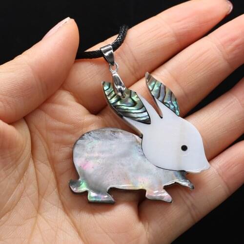 Natural Shell Mother of Pearl Shell Pendants Charms Wax Thread Necklace for Women Accessories Gift Size 45x45mm Length 55cm