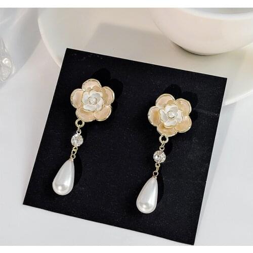 New Arrival Fashion Earrings Metal Vintage Water Drop Women Dangle Earrings Simple Elegant Female Jewelry