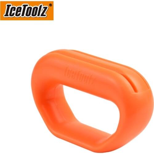 Icetoolz 12T4 Bladed Spoke Catcher