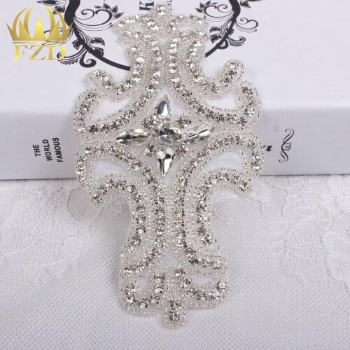 30pieces) Wholesale Sewing On Beaded Hot Fix Bling Rhinestone Applique for Clothing Wedding Dresses Bridal Garters Sash