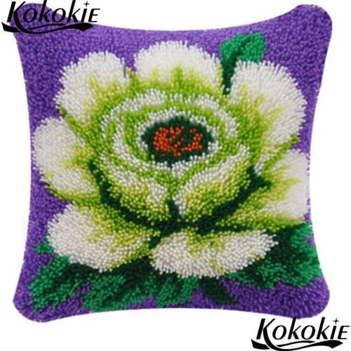 Handmade Unfinished Embroidery Pillowcase Crocheting Rug Yarn cushion mat 3d flower shaped pillow Latch hook rug making kit