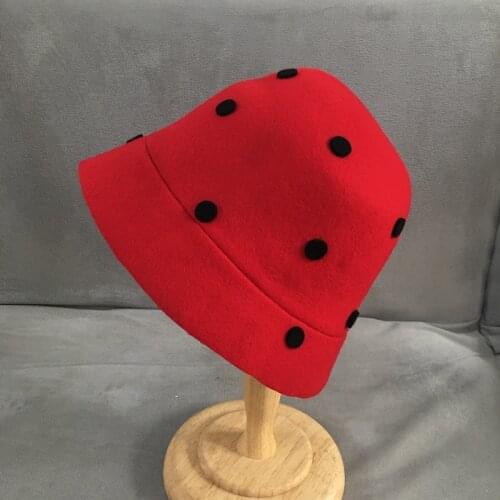 Bucket hats New winter wool wave spot female basin fisherman hat han edition character tide leisure Japanese