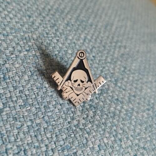 Masonic Skull and Crossbones Square and Compass Lapel Pin badge