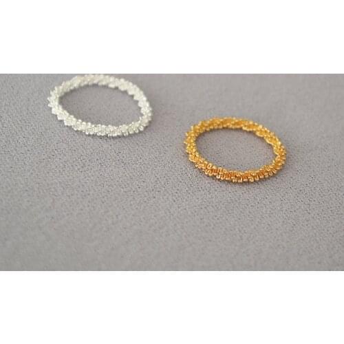 Unusal irregular rings for women twist thin circle petite finger accessory casual wedding party cocktail ring