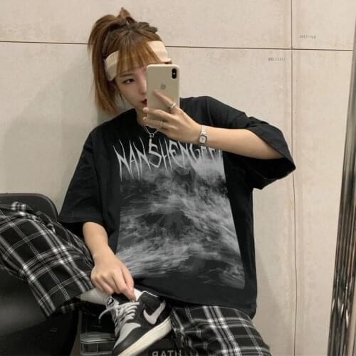 Summer new short-sleeved t-shirt women Europe and America cool handsome hip-hop punk loose tops for men and women