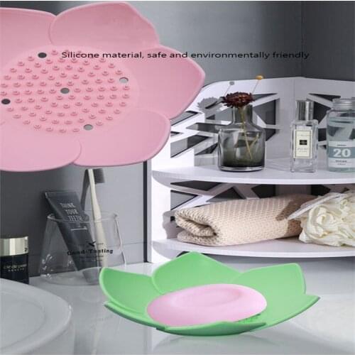 Soap Box Lotus Shape Non-slip Portable Silicone for Water Draining Solid Color Draining Soap Dish Bathroom Accessories