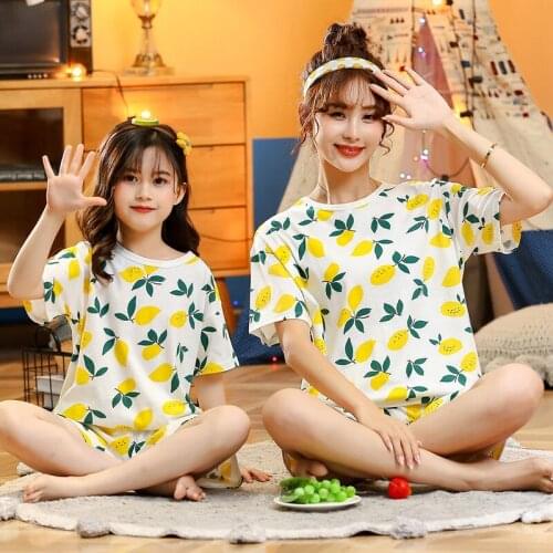 Family Matching Cartoon Look Pajamas Sets Mother Daughter Summer Children Clothing Mom Me Cartoon Unicorn Pyjamas Kids Outfits