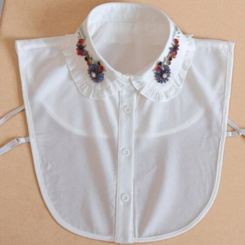 Vintage wild lace Heavy bird embroidery necklace Women Lapel New lady Detachable wild beaded sweater striped Clothes Accessories