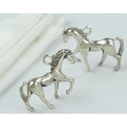 5Pcs metal horse Charm vintage Tibetan Silver Pendant Jewelry Products Charms Diy Pendants For Necklace Bracelets D9162