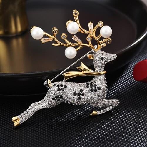 New Christmas Fawn Brooch Women Anti-walking Light Copper Brooch Pin Dress Jewelry Women Accessories