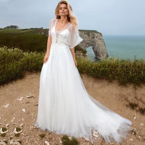 Simple V-Neck Short Sleeve Appliques Lace A-Line Tulle Wedding Dress 2021 Vestido De Noiva Bridal Gown