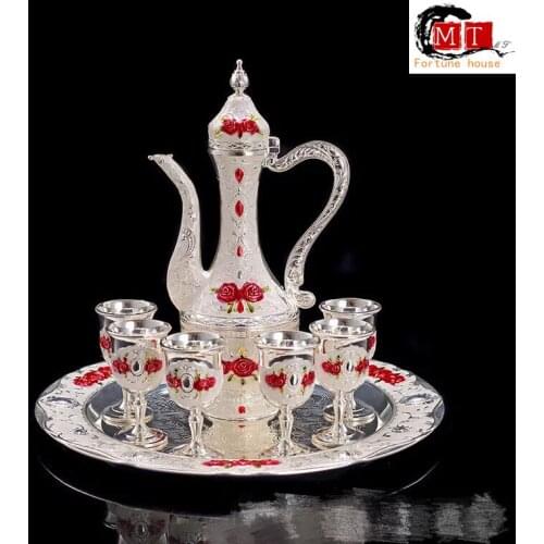 Small Rose Wine Creative Liquor Set Wine with European Metal Wine Splitter Gifts Shot Glasses Set Wine Glass Set Home Bars