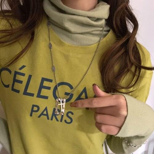 TIMEONLY Unique Design Cross Beading Pendant Necklaces Hollow Square Metal Sweater Necklace for Women Girls Jewelleryedding Gift