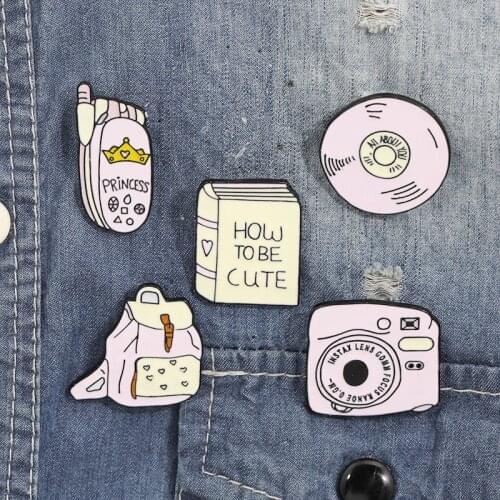 XEDZ 5 Piece Metal Badge Brooch Sweet Princess Cute Flip Phone CD Camera Backpack Badge Lapel Brooch Kawaii Jewelry Gift