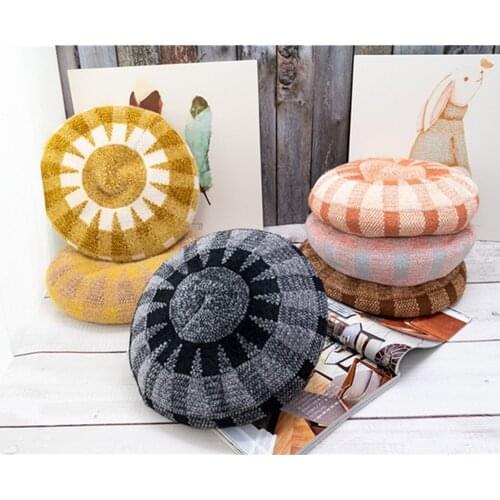 Women beret hat Winter velvet eavesless painter hat color matching pumpkin hat all-match casual warm hat