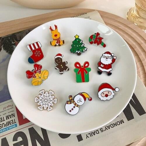 YWUULI Brooches